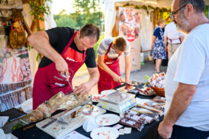 ljetni festival istarskog pršuta u tinjanu 2