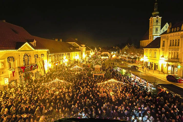 samoboradvent1